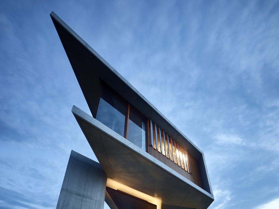 Clifftop House I Joe Adsett Architects | Architecture & Design