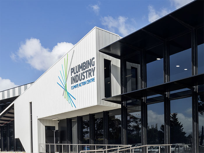 Code Breaker: Specifying thermally broken aluminium framing ...