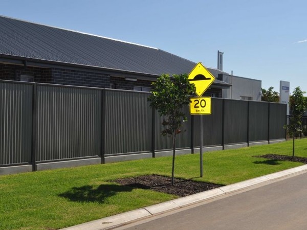 Bluescope Steel Colorbond Fencing
