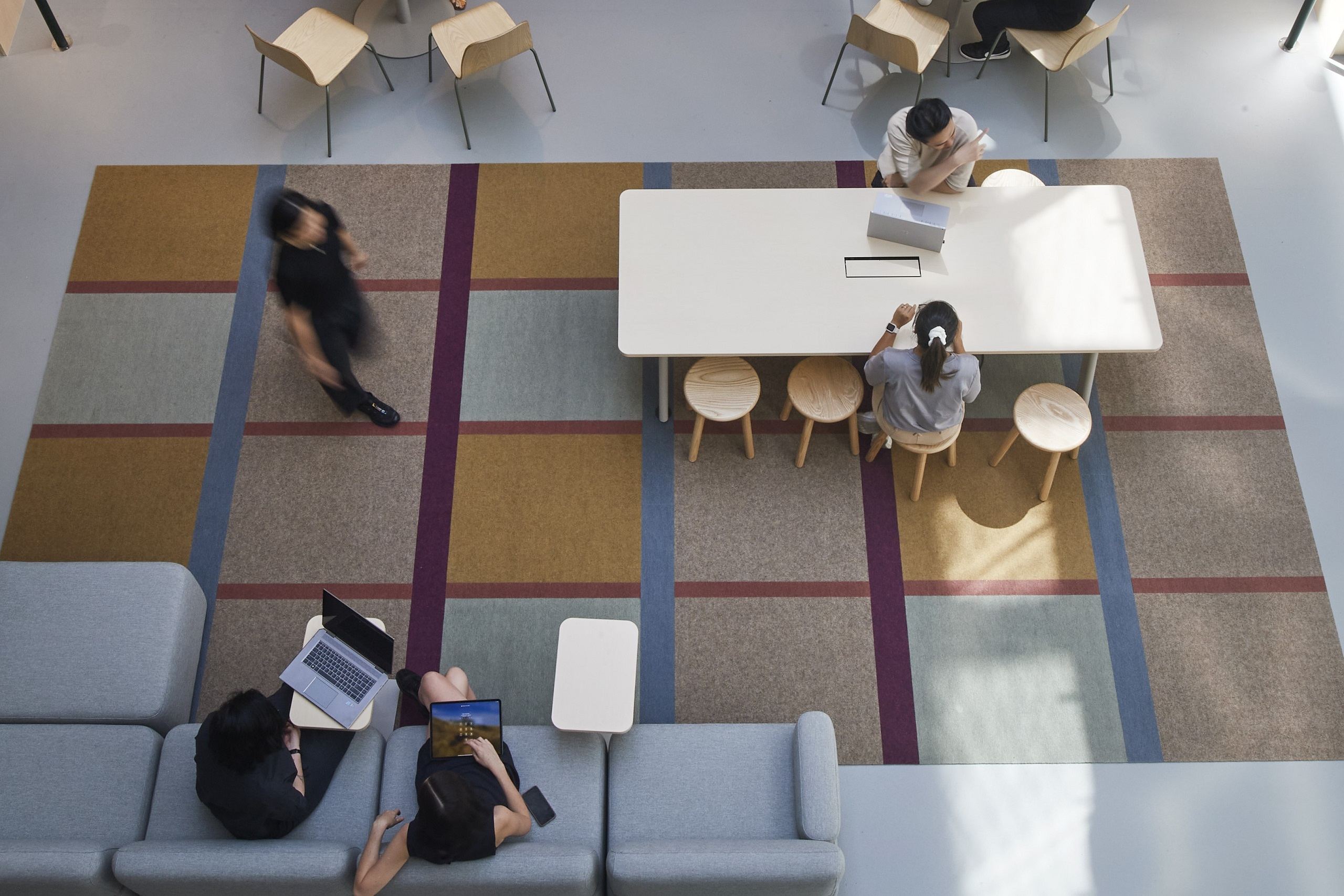 tretford custom rugs and SynSisal rugs | Architecture & Design