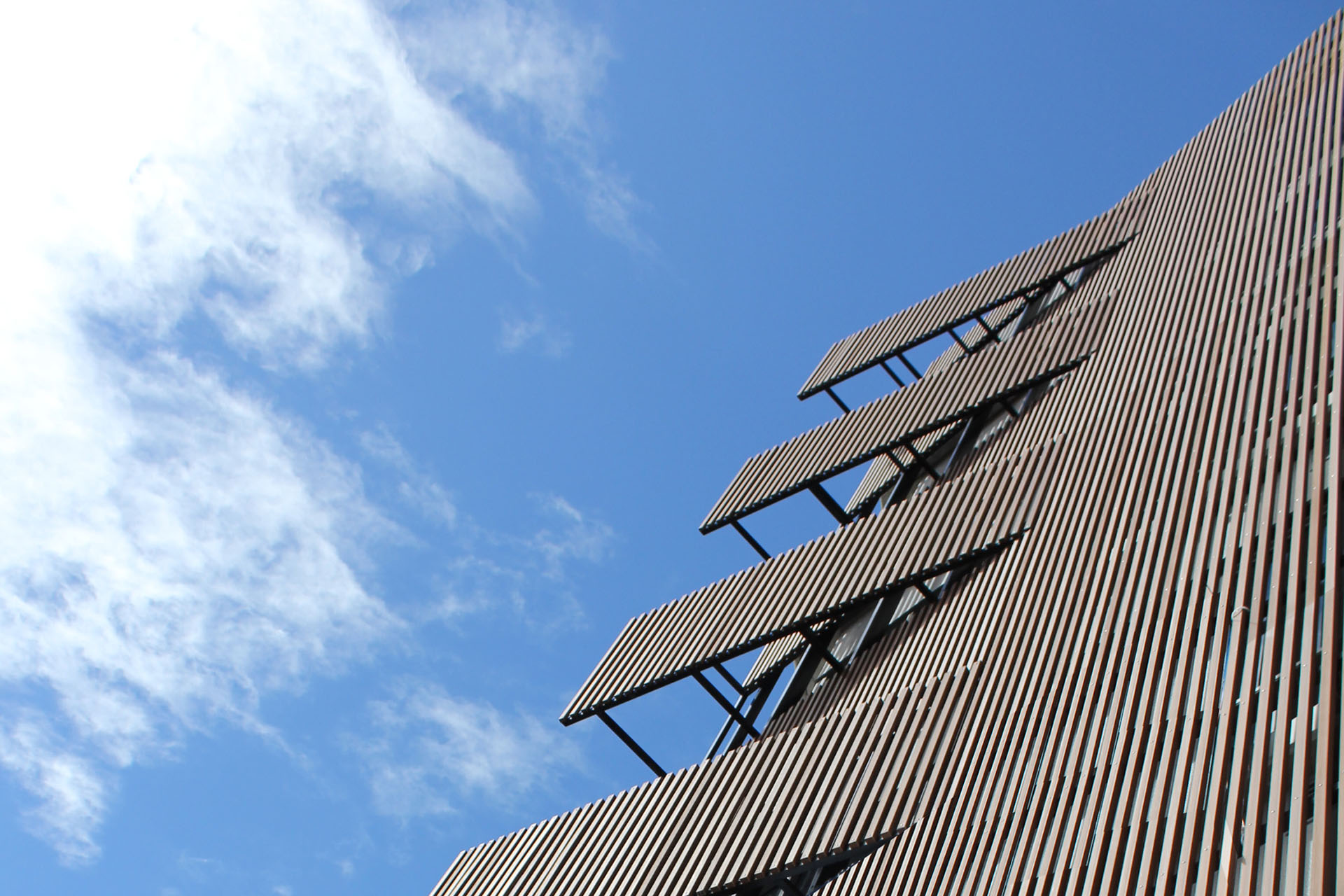 InnoScreen: Composite Timber Screens | Architecture & Design