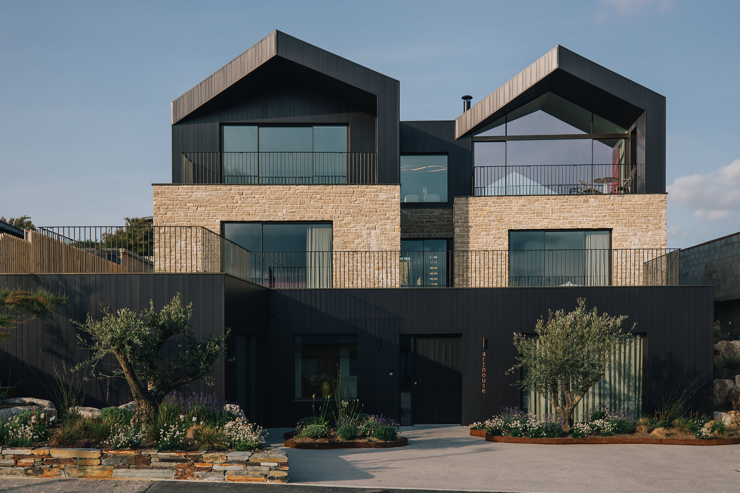 Chinese Timber Cladding Knotwood Shadow Line: Non-Combustible Timber-Look Cladding ...