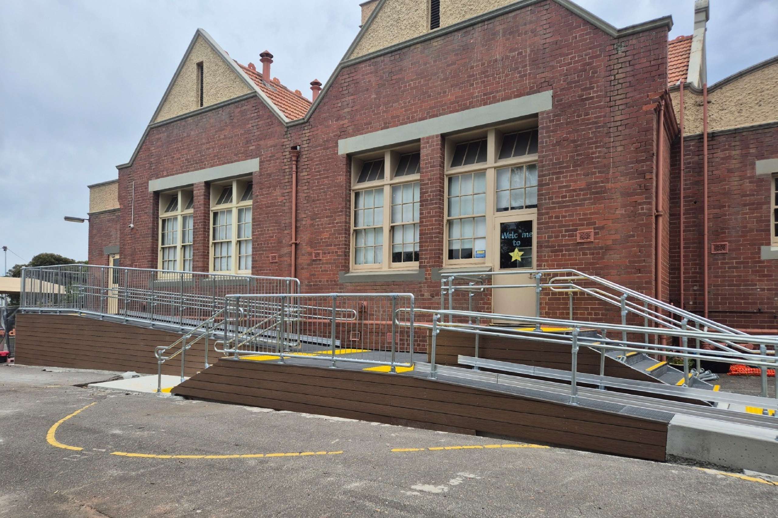 Classroom Ramp Moddex Ezibilt prefabricated ramp and stair systems deliver DDA ...