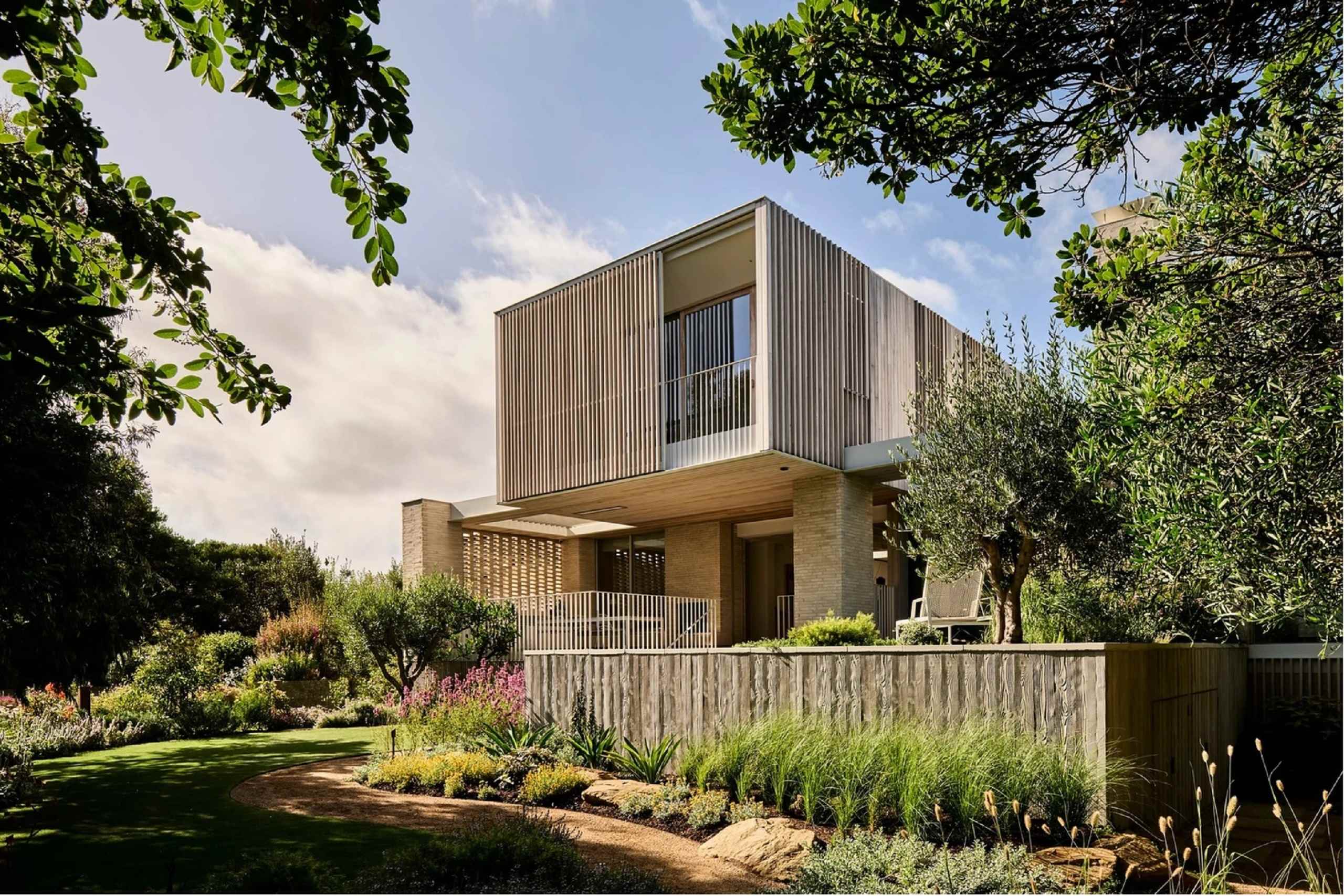 Barwon Bricks Krause bricks dominate material choices at Barwon Heads residence ...